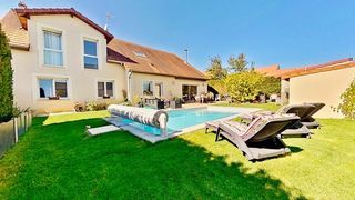  Maison � vendre 8 pi�ces 236 m�