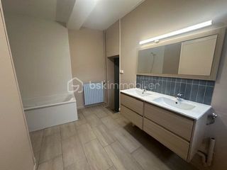  Maison � vendre 10 pi�ces 241 m�