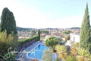  Villa � vendre 6 pi�ces 168 m�