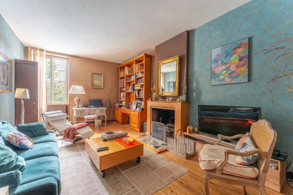 � vendre  Propri�t�/ch�teau C�rons (33720)