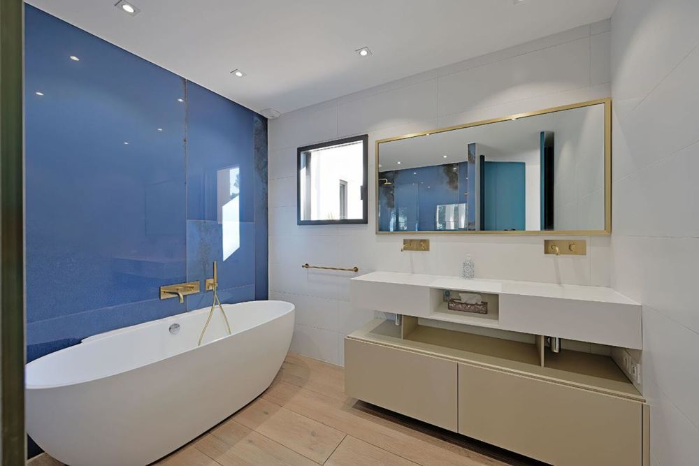 � vendre  Propri�t�/ch�teau N�mes (30000)