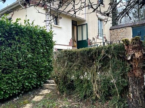   Maison de 70m2 avec Jardin, Garage,puits et Caves Bleneau (89) Maison - 4 pi�ce(s) - 70 m�
