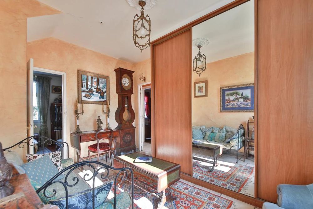 � vendre  Propri�t�/ch�teau Clamart (92140)