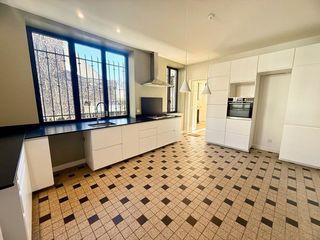  Maison � vendre 8 pi�ces 292 m�