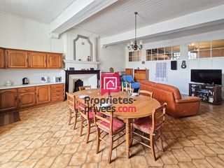  Maison � vendre 8 pi�ces 270 m�