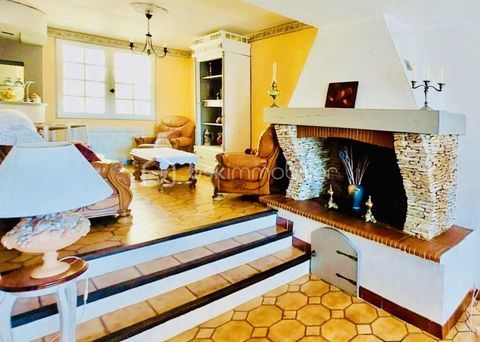   Maison avec vue superbe, grand sous-sol et vaste terrain Maison - 12 pi�ce(s) - 185 m�