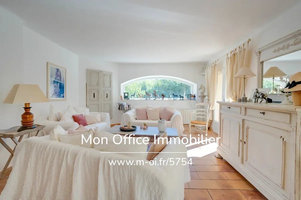 � vendre  Propri�t�/ch�teau Lamanon (13113)