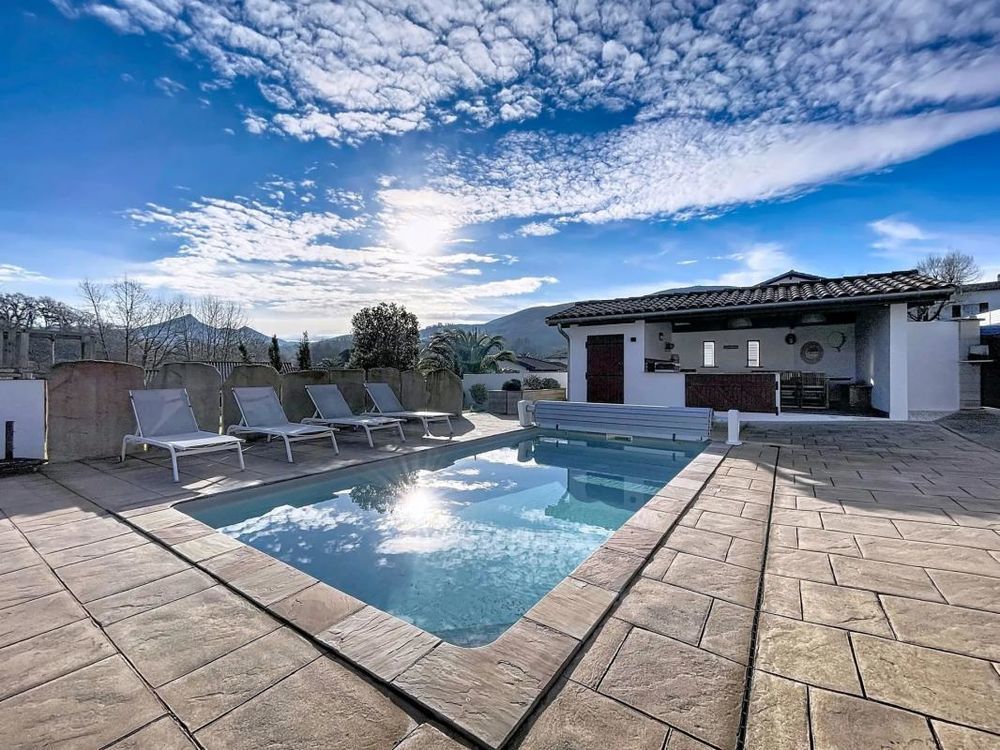 � vendre  Maison Urrugne (64122)