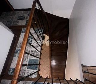  Immeuble � vendre 11 pi�ces 216 m�