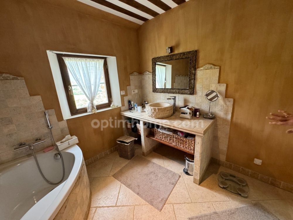 � vendre  Propri�t�/ch�teau Aiglun (04510)