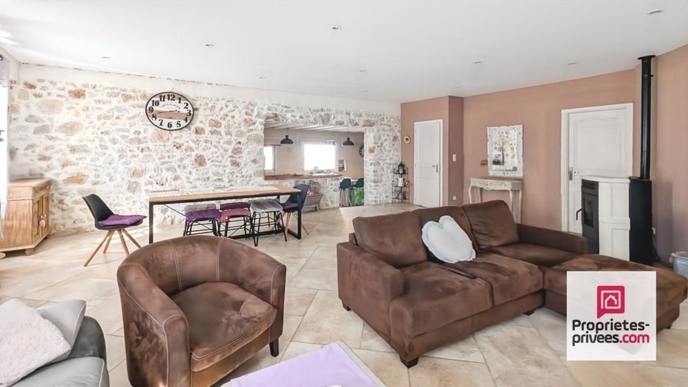 � vendre  Maison Figani�res (83830)