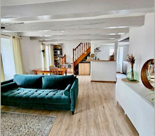  Immeuble � vendre 15 + pi�ces 700 m�