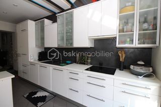  Maison � vendre 7 pi�ces 205 m�