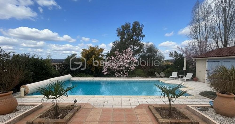 � vendre  Maison Tourrettes (83440)