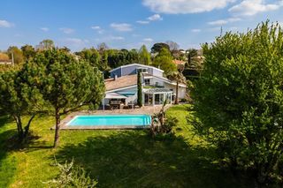  Maison � vendre 8 pi�ces 230 m�