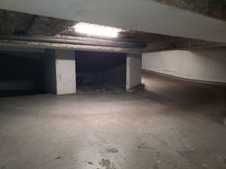  Parking / Garage � louer 