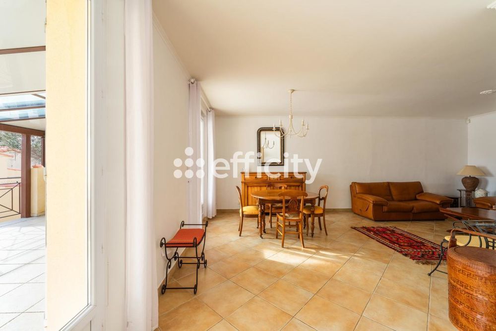 � vendre  Villa Carro (13500)