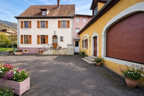   Ensemble immobilier de 440 m� Maison - 15 + pi�ce(s) - 440 m�