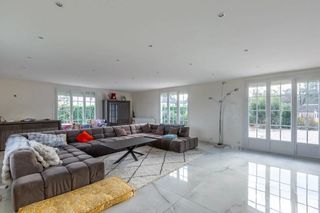  Villa � vendre 8 pi�ces 450 m�