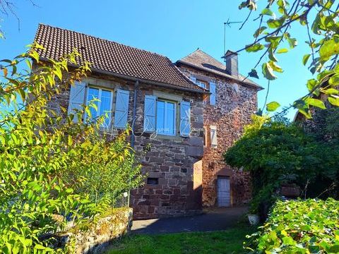   Maison de caract�re en pierres � LE PESCHER (19) Maison - 5 pi�ce(s) - 125 m�