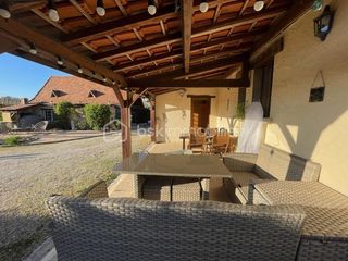  Propri�t�/ch�teau � vendre 7 pi�ces 135 m�