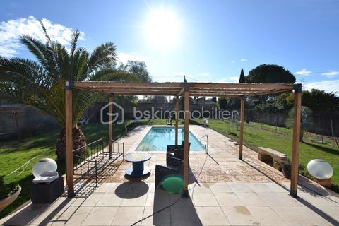   Villa 139 m2 4 chambres piscine garage Villa - 5 pi�ce(s) - 139 m�