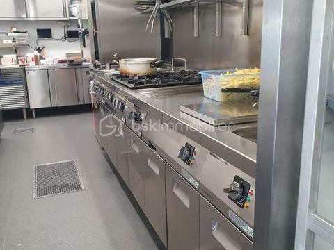 Restaurant  au Port de Cannes 750000 06400 Cannes