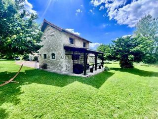  Propri�t�/ch�teau � vendre 11 pi�ces 180 m�