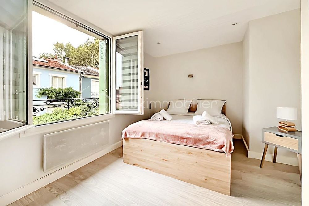 � vendre  Propri�t�/ch�teau Paris 19