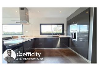  Villa � vendre 5 pi�ces 243 m�