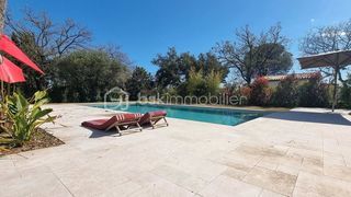  Villa � vendre 7 pi�ces 300 m�