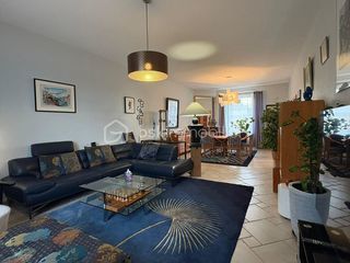  Propri�t�/ch�teau � vendre 8 pi�ces 279 m�