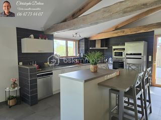  Remise / Grange � vendre 10 pi�ces 231 m�