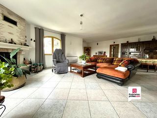  Maison � vendre 7 pi�ces 210 m�