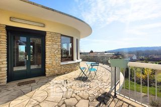  Maison � vendre 9 pi�ces 196 m�