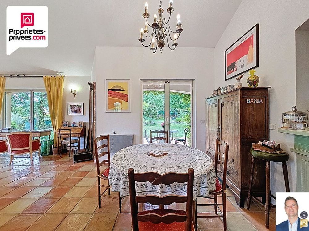 � vendre  Villa Saint-C�zaire-sur-Siagne (06530)