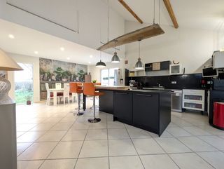  Maison � vendre 8 pi�ces 181 m�