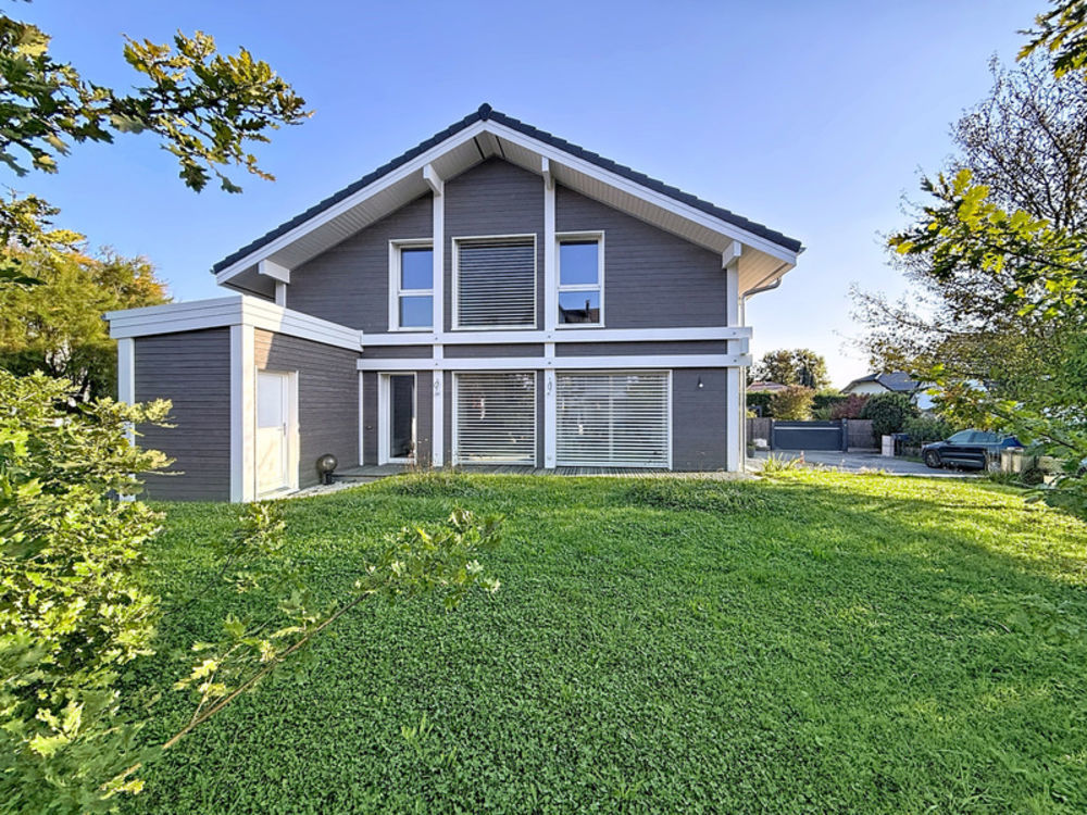 � vendre  Maison Divonne-les-Bains (01220)