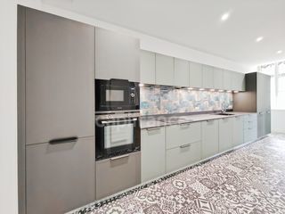  Appartement � vendre 4 pi�ces 143 m�