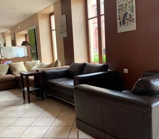  H�tel Particulier � vendre 15 + pi�ces 2000 m�