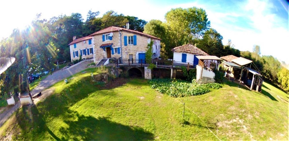 � vendre  Propri�t�/ch�teau Gamarde-les-Bains (40380)