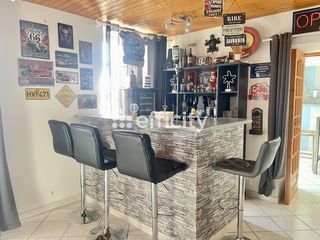  Maison � vendre 10 pi�ces 245 m�