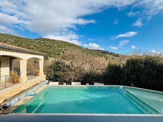  Propri�t�/ch�teau � vendre 6 pi�ces 224 m�