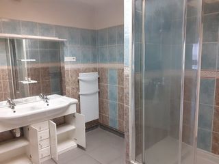  Appartement � vendre 4 pi�ces 150 m�