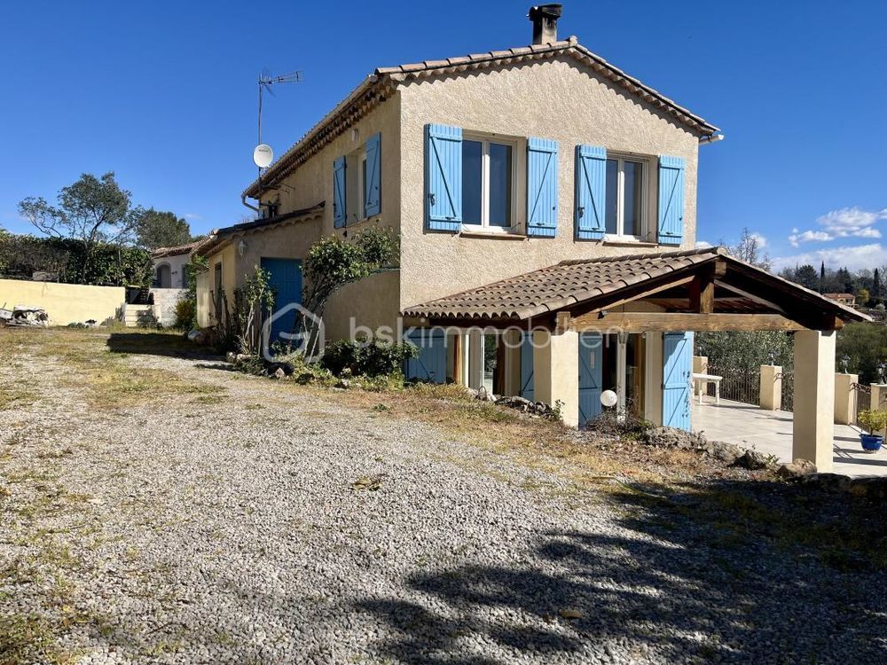 � vendre  Maison Saint-Paul-en-For�t (83440)