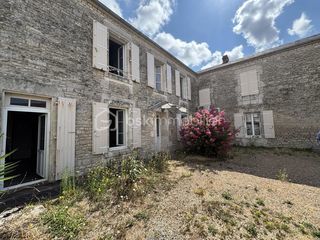  Maison � vendre 8 pi�ces 233 m�