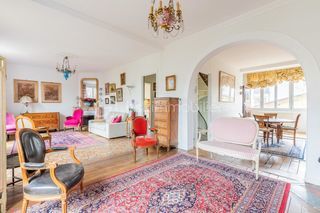  Propri�t�/ch�teau � vendre 9 pi�ces 257 m�