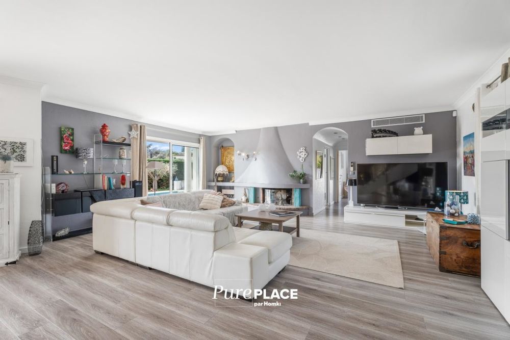 � vendre  Maison Antibes (06600)