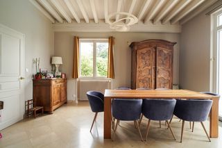  Maison � vendre 9 pi�ces 225 m�