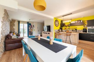  Appartement � vendre 4 pi�ces 93 m�